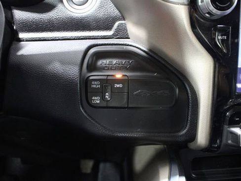 Used 2022 RAM 3500 Laramie AWD/4WD image 19