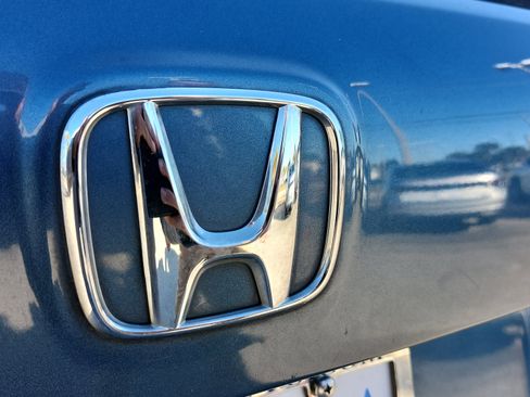 Used 2016 Honda Pilot Touring image 15