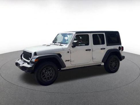 Used 2025 Jeep Wrangler Unlimited Sport AWD/4WD image 8