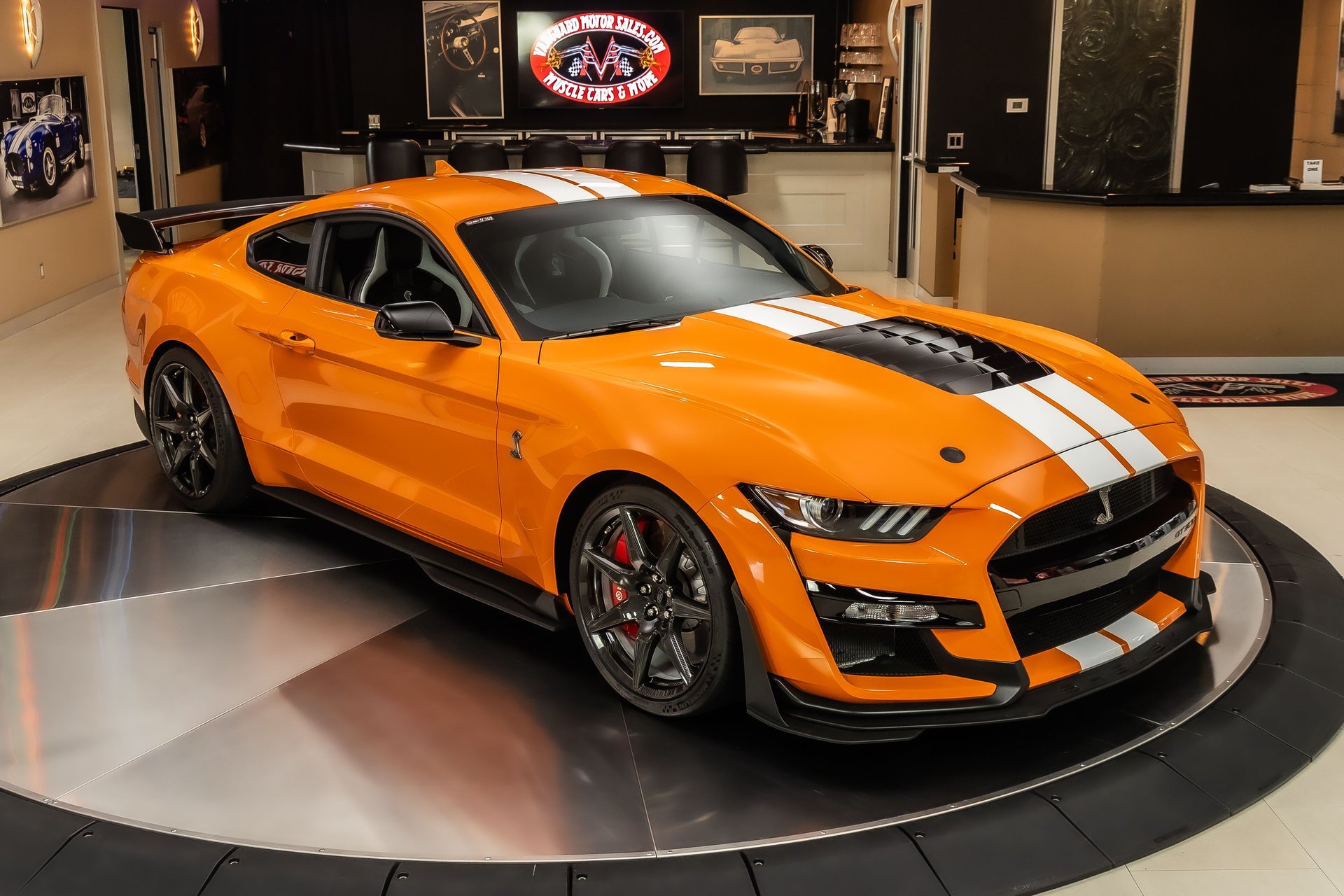 Used 2020 Ford Mustang Shelby GT500 w/ Carbon Fiber Track Pack RWD image 10