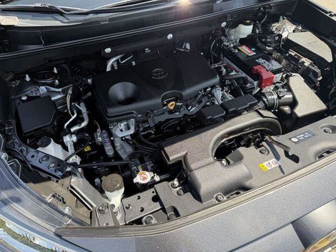 Certified 2021 Toyota RAV4 XLE AWD/4WD image 24