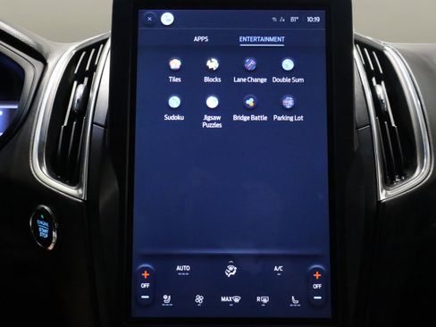 Used 2022 Ford Edge Titanium image 25