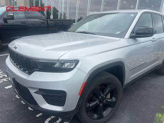 Used 2022 Jeep Grand Cherokee Altitude AWD/4WD video 1
