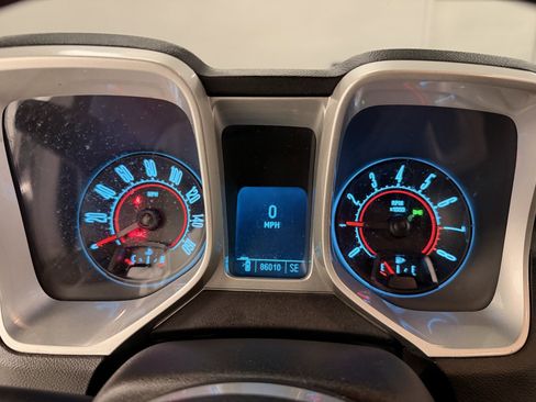 Used 2010 Chevrolet Camaro LS image 9