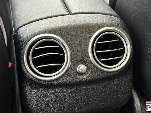 Used 2022 Mercedes-Benz E 450 4MATIC Sedan w/ Driver Assistance Package image 16