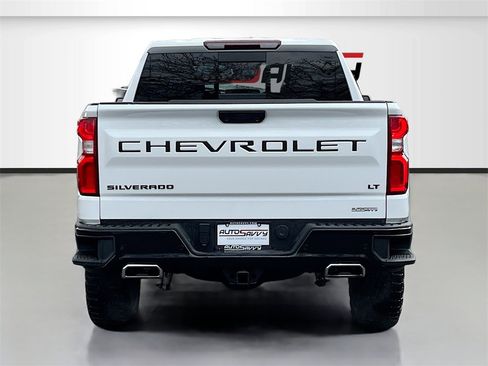 Used 2024 Chevrolet Silverado 1500 LT Trail Boss w/ Convenience Package II image 6