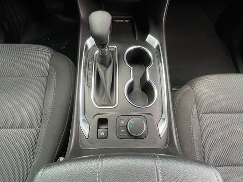 Used 2023 Chevrolet Traverse LT FWD image 20