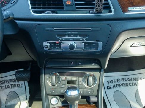 Used 2017 Audi Q3 2.0T Prestige w/ Prestige Package AWD/4WD image 21