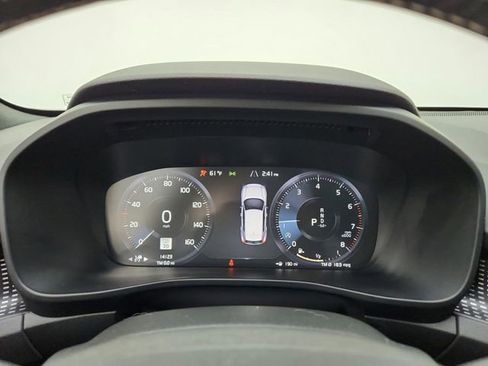 Used 2019 Volvo XC40 T5 R-Design image 20