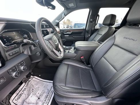 Used 2023 GMC Sierra 1500 Denali w/ Technology Package image 12