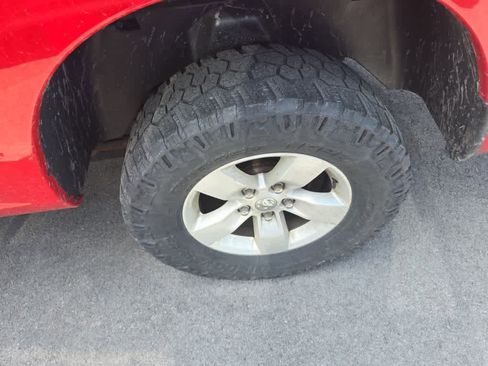 Used 2019 RAM 1500 Classic SLT AWD/4WD image 4