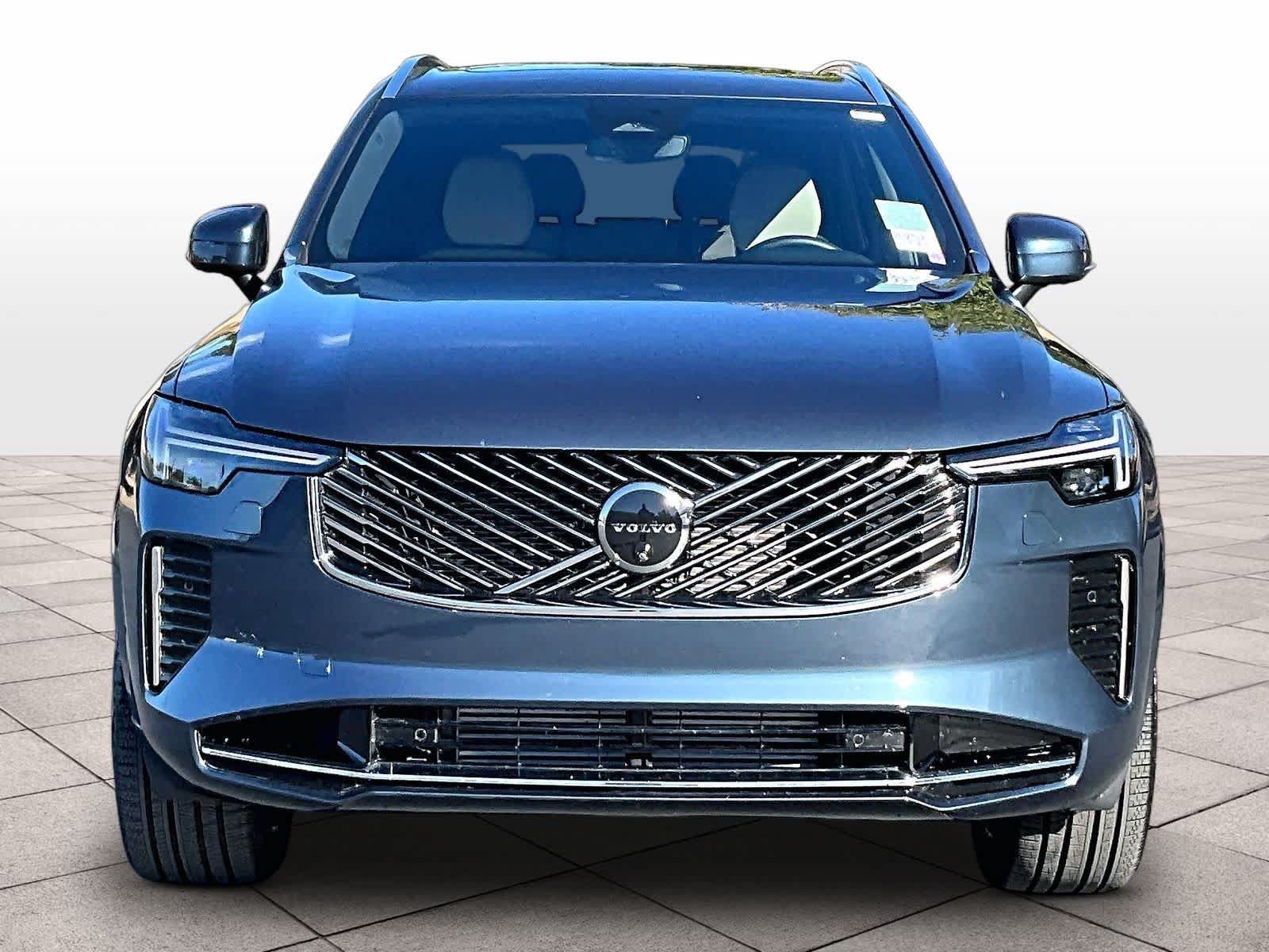 Used 2026 Volvo XC90 T8 Plus w/ Protection Package Premier AWD/4WD image 7