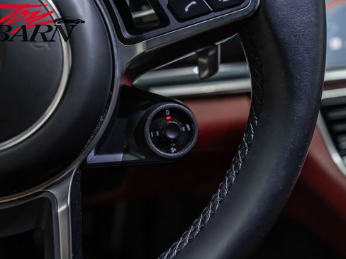 Used 2019 Porsche Panamera GTS image 32