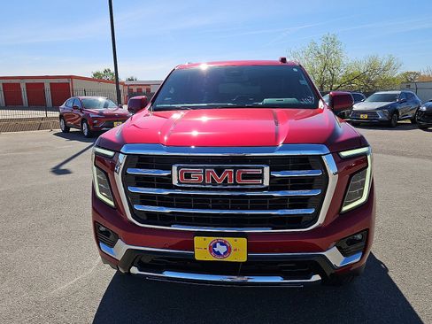 New 2026 GMC Yukon Elevation image 8