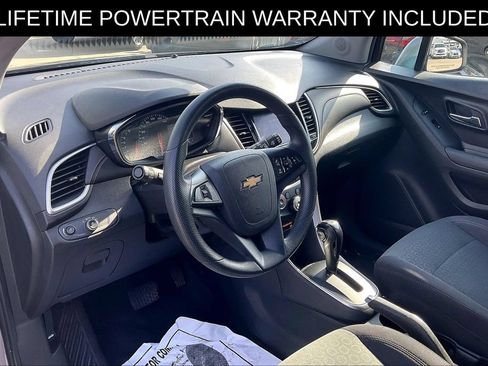 Used 2020 Chevrolet Trax LS w/ Tint and Cruise Package FWD image 12