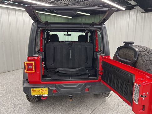 Used 2020 Jeep Wrangler Rubicon w/ LED Lighting Group image 9