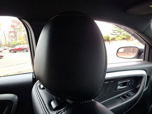 Used 2017 Ford Taurus SEL w/ Equipment Group 201A image 13