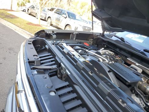 Used 2024 Chevrolet Silverado 3500 High Country w/ Technology Package image 14