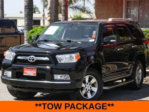 Used 2013 Toyota 4Runner SR5 w/ Convenience Pkg AWD/4WD image 4