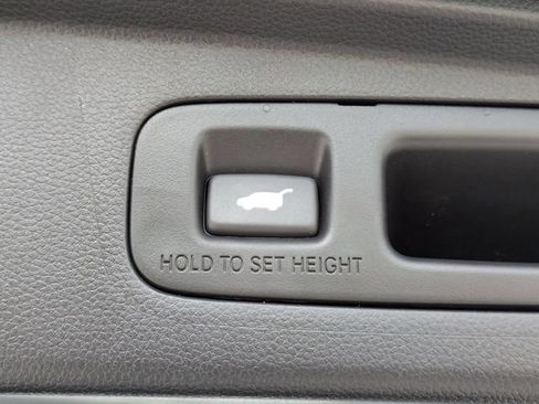 Used 2025 Honda CR-V EX-L image 14