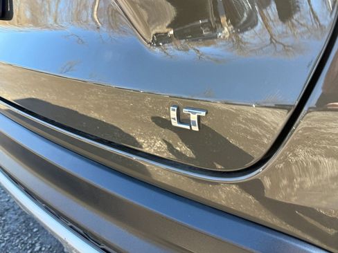 Certified 2024 Chevrolet Trax LT w/ Driver Confidence Package image 8