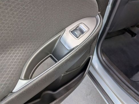 Used 2024 Chevrolet Malibu LT image 28