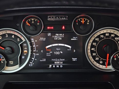 Used 2014 RAM 2500 Laramie w/ Convenience Group AWD/4WD image 15