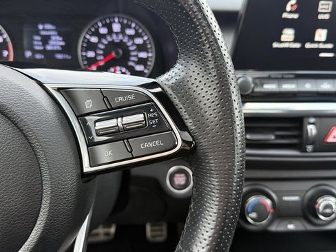 Used 2021 Kia Forte GT-Line w/ GT-Line Premium Package image 23