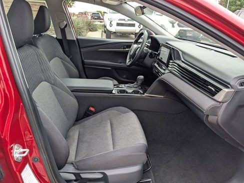 Used 2025 Toyota Camry LE FWD image 30