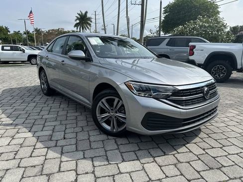 Used 2024 Volkswagen Jetta SE FWD image 18