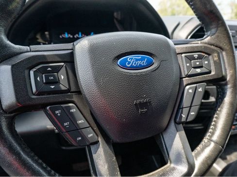 Used 2018 Ford Expedition XL RWD image 31