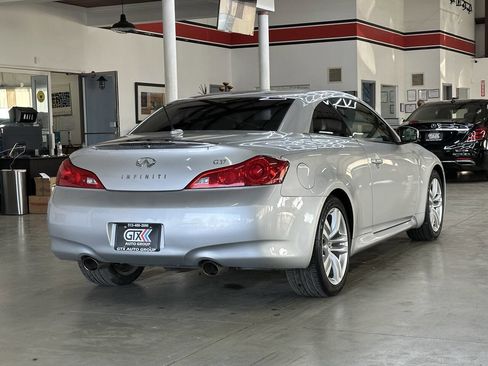 Used 2009 INFINITI G37 Sport w/ Premium Pkg image 3