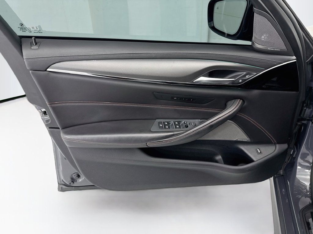 Used 2022 BMW M5 CS AWD/4WD image 23