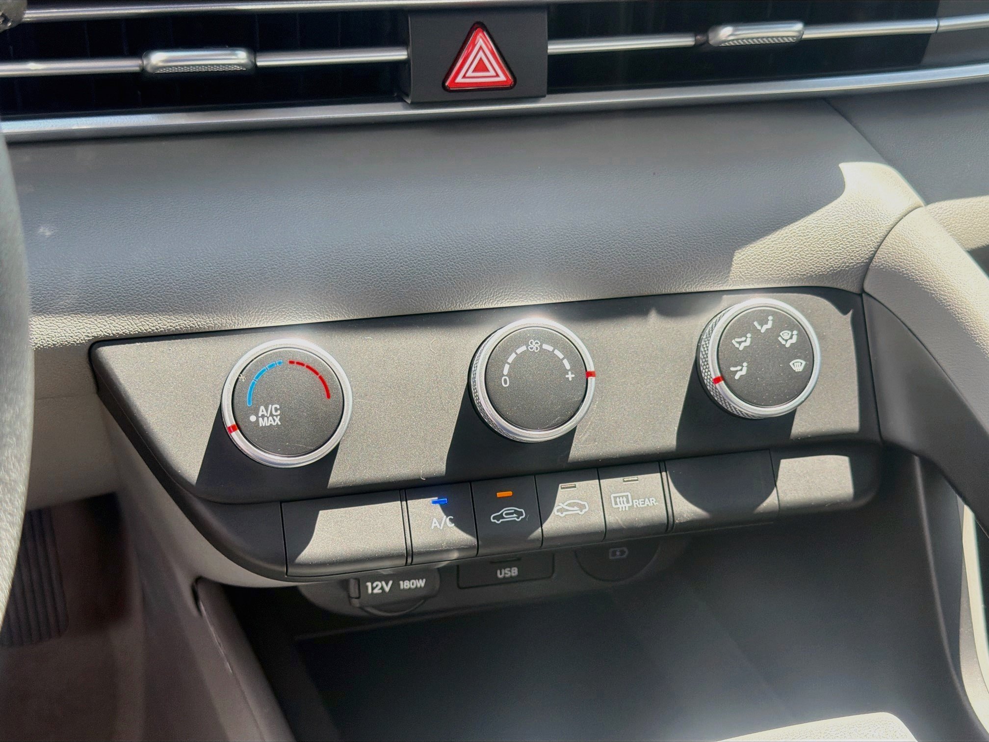 New 2026 Hyundai Elantra SE FWD image 12