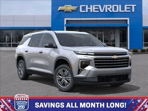 New 2026 Chevrolet Traverse LT w/ Driver Confidence Package AWD/4WD image 7