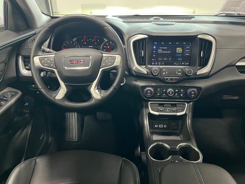Certified 2022 GMC Terrain SLT w/ Infotainment Package II image 11