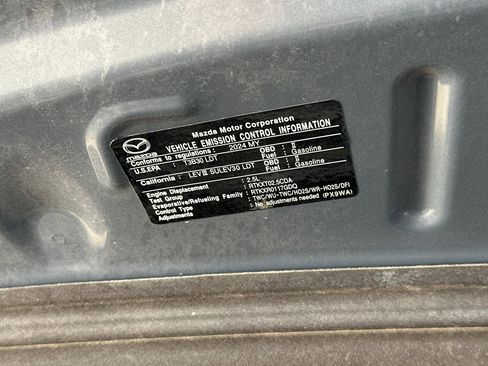 Used 2024 MAZDA CX-50 AWD 2.5 S w/ Preferred Package image 28