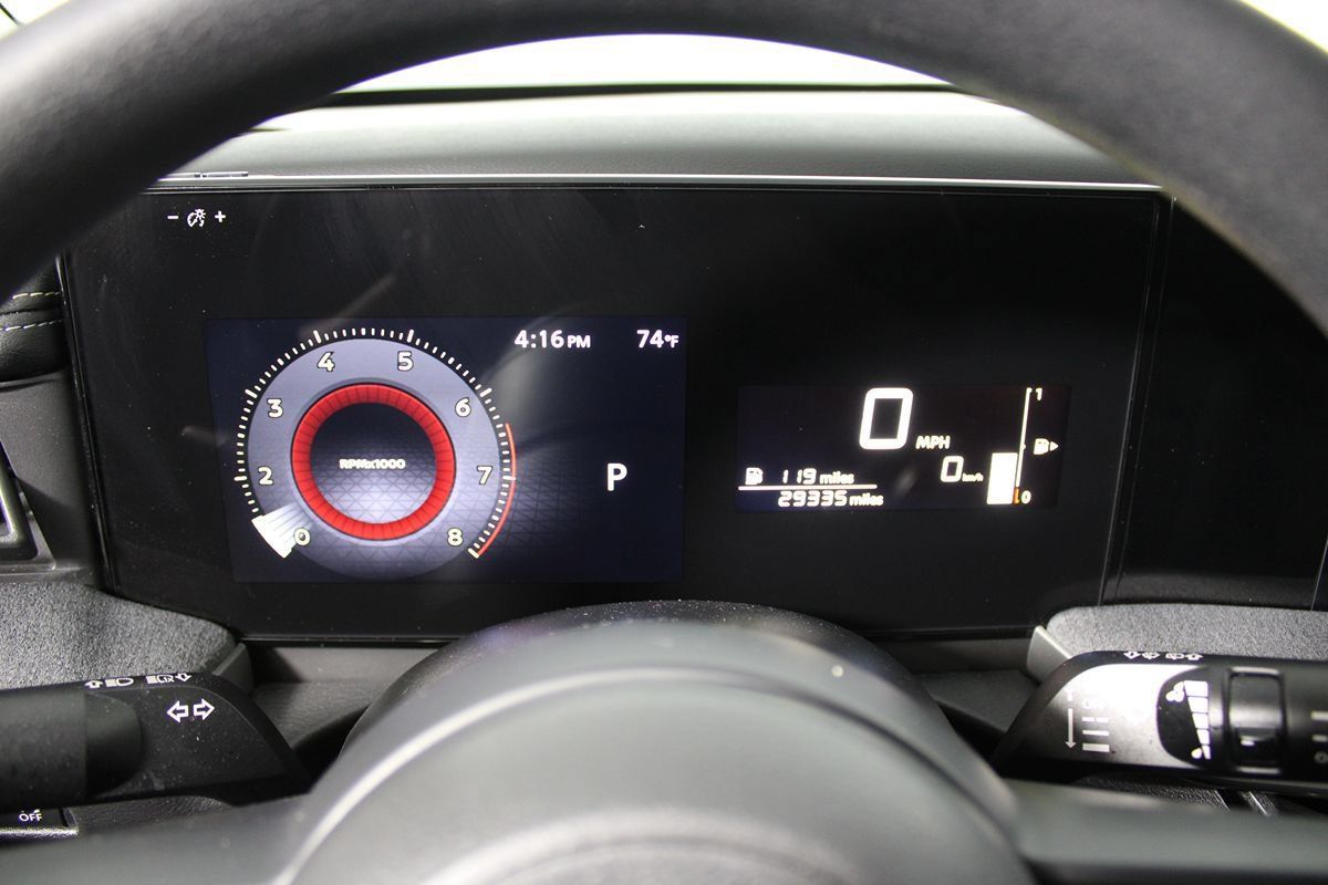 Used 2025 Nissan Kicks SV FWD image 6