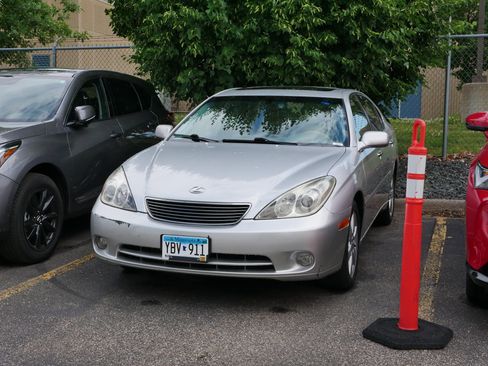 Used 2006 Lexus ES 330 FWD image 3