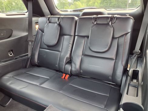 Used 2025 Ford Explorer ST w/ Sun And Sound Package AWD/4WD image 8
