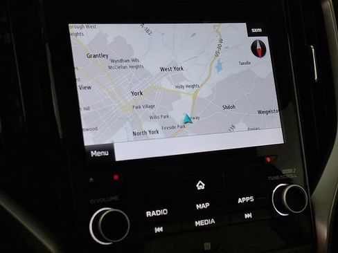 Used 2022 Subaru Ascent Limited w/ Technology Package image 3