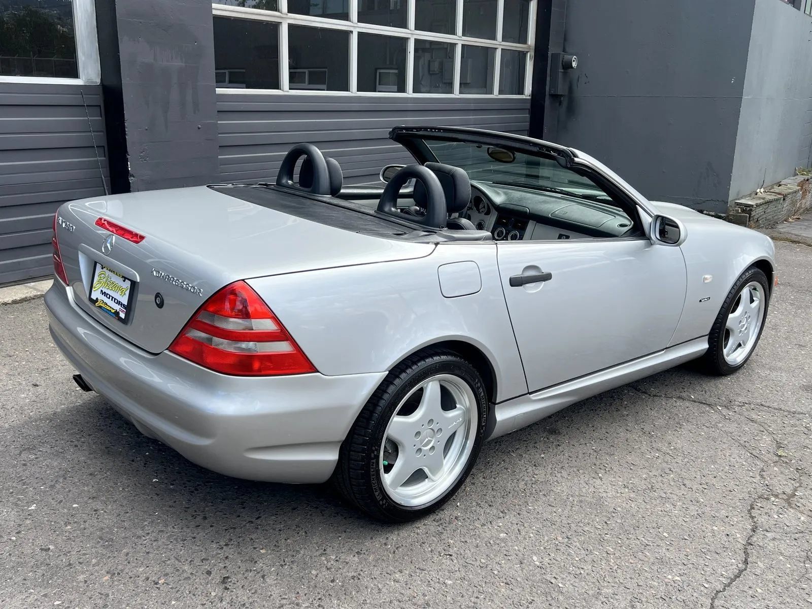 Used 1999 Mercedes-Benz SLK 230 image 6