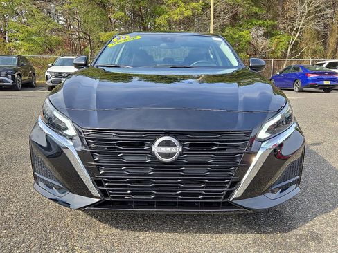 Used 2025 Nissan Altima 2.5 SV AWD/4WD image 34