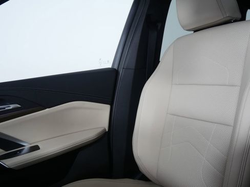 Used 2025 BMW X1 xDrive28i w/ Convenience Package image 24