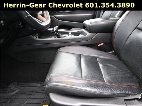 Used 2023 Dodge Durango GT image 13