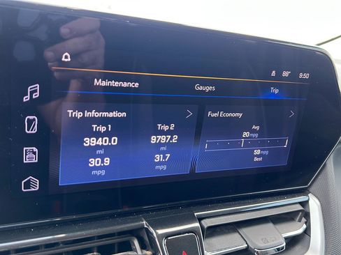 Used 2025 Chevrolet TrailBlazer LT AWD/4WD image 20