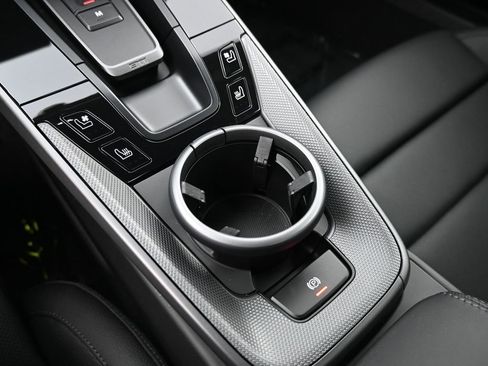 Certified 2024 Porsche 911 Carrera image 22