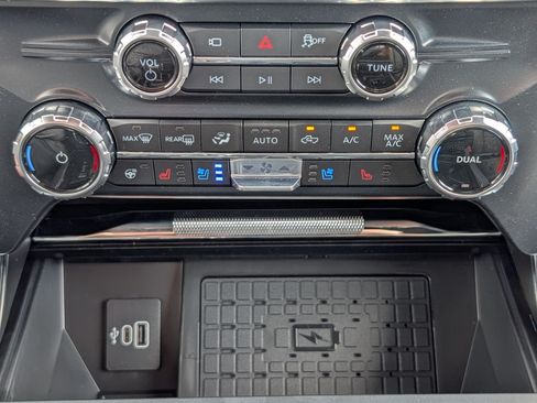 New 2026 Ford F150 Lariat w/ Equipment Group 502A High AWD/4WD image 19