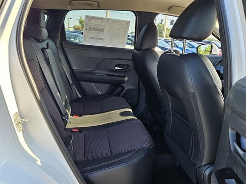 New 2025 Nissan Kicks SR image 13
