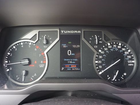 Used 2023 Toyota Tundra Limited AWD/4WD image 7